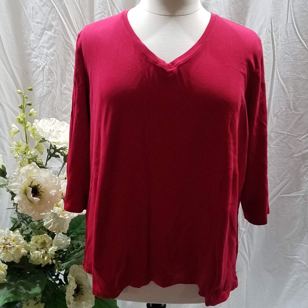 Basic Red 3/4 Sleeve Top Like New!